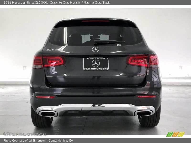 Graphite Gray Metallic / Magma Gray/Black 2021 Mercedes-Benz GLC 300