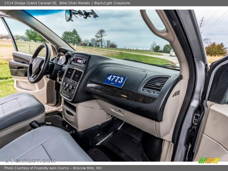 Billet Silver Metallic / Black/Light Graystone 2014 Dodge Grand Caravan SE