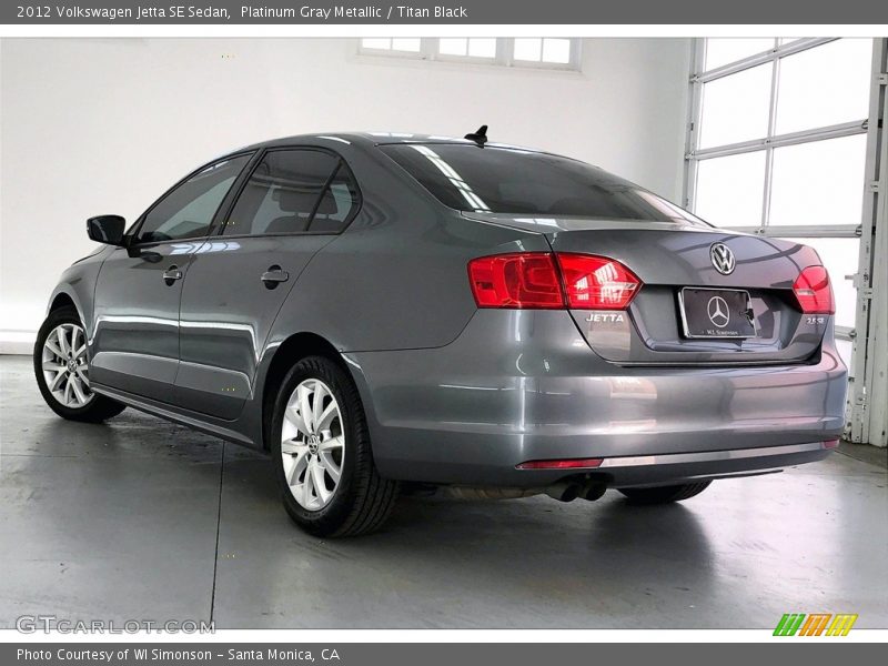 Platinum Gray Metallic / Titan Black 2012 Volkswagen Jetta SE Sedan