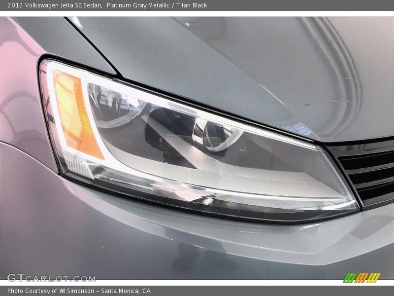 Platinum Gray Metallic / Titan Black 2012 Volkswagen Jetta SE Sedan