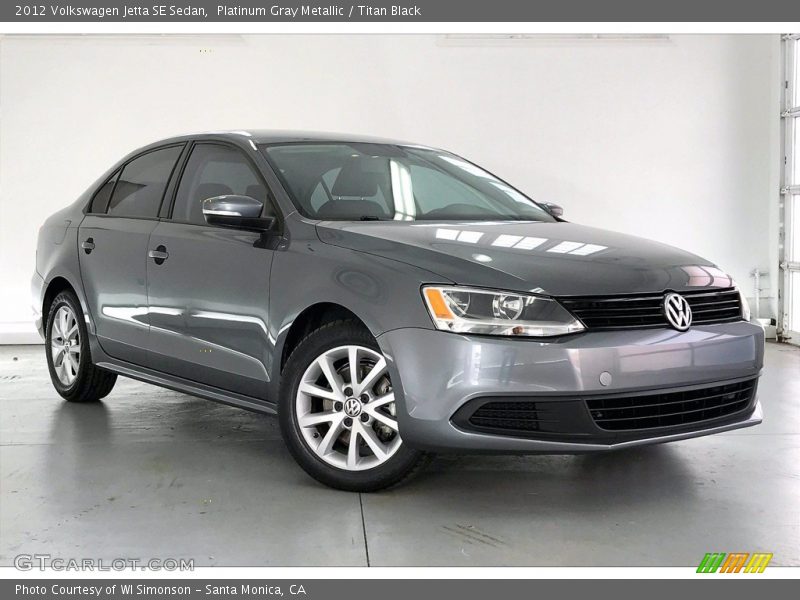 Platinum Gray Metallic / Titan Black 2012 Volkswagen Jetta SE Sedan