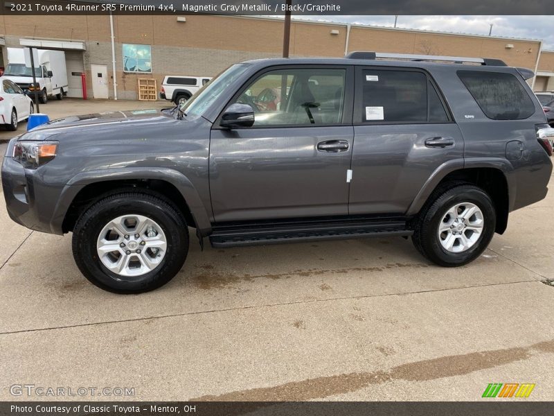 Magnetic Gray Metallic / Black/Graphite 2021 Toyota 4Runner SR5 Premium 4x4
