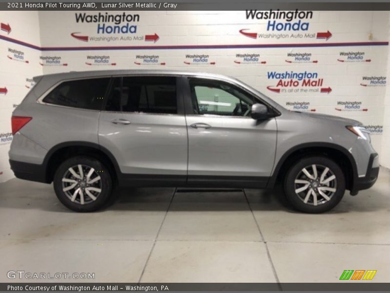 Lunar Silver Metallic / Gray 2021 Honda Pilot Touring AWD