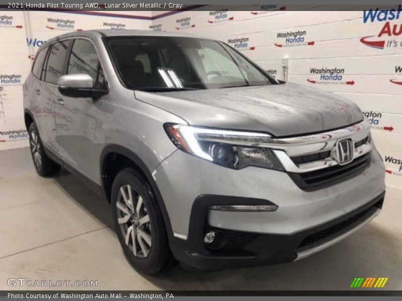 Lunar Silver Metallic / Gray 2021 Honda Pilot Touring AWD