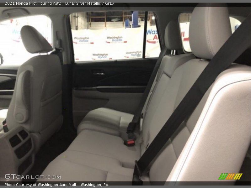 Lunar Silver Metallic / Gray 2021 Honda Pilot Touring AWD
