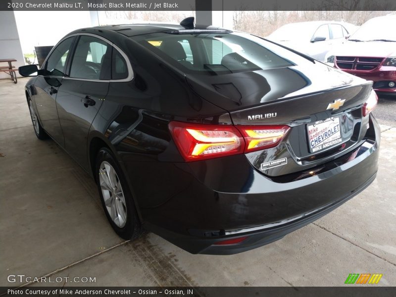 Mosaic Black Metallic / Jet Black 2020 Chevrolet Malibu LT