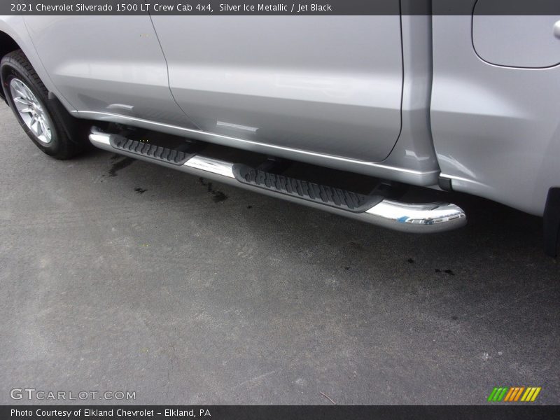 Silver Ice Metallic / Jet Black 2021 Chevrolet Silverado 1500 LT Crew Cab 4x4