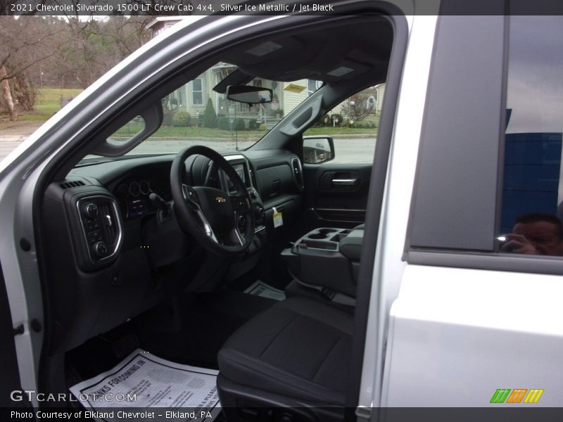 Silver Ice Metallic / Jet Black 2021 Chevrolet Silverado 1500 LT Crew Cab 4x4