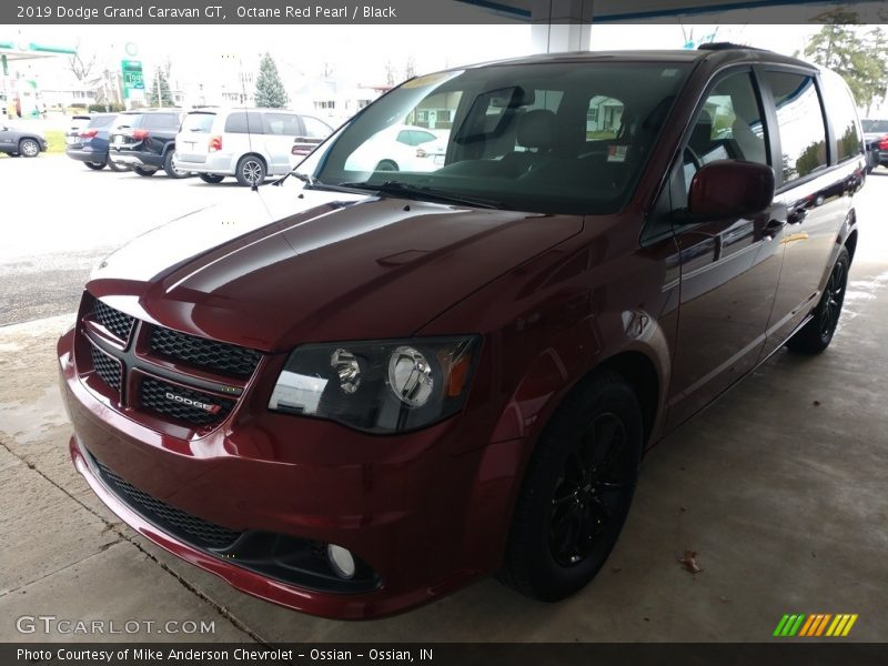 Octane Red Pearl / Black 2019 Dodge Grand Caravan GT