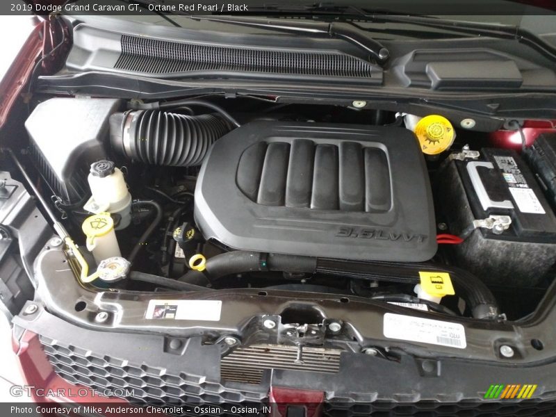 Octane Red Pearl / Black 2019 Dodge Grand Caravan GT