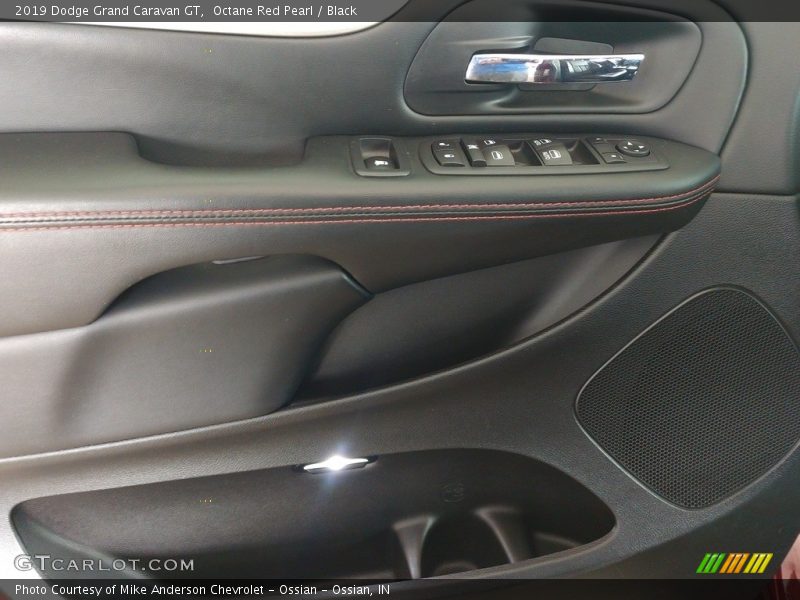 Octane Red Pearl / Black 2019 Dodge Grand Caravan GT