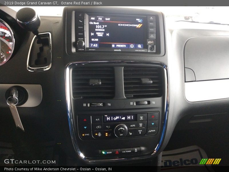 Octane Red Pearl / Black 2019 Dodge Grand Caravan GT