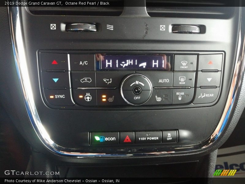 Octane Red Pearl / Black 2019 Dodge Grand Caravan GT