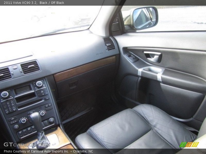 Black / Off Black 2011 Volvo XC90 3.2