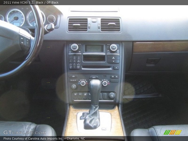 Black / Off Black 2011 Volvo XC90 3.2