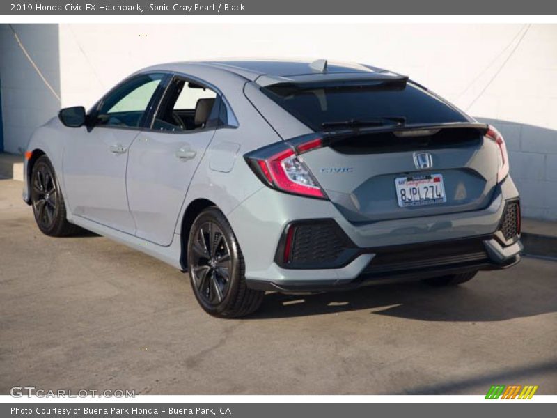 Sonic Gray Pearl / Black 2019 Honda Civic EX Hatchback