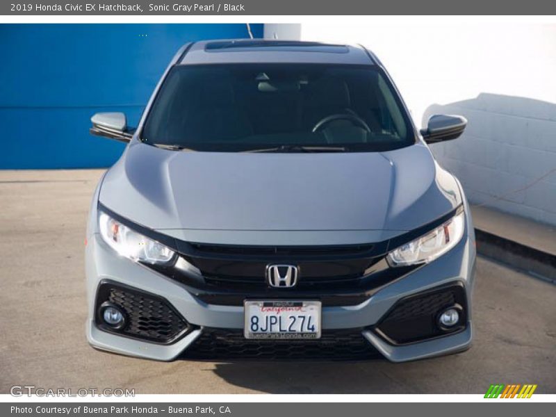 Sonic Gray Pearl / Black 2019 Honda Civic EX Hatchback