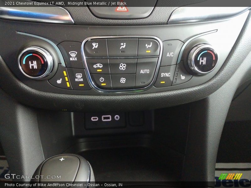 Midnight Blue Metallic / Jet Black 2021 Chevrolet Equinox LT AWD