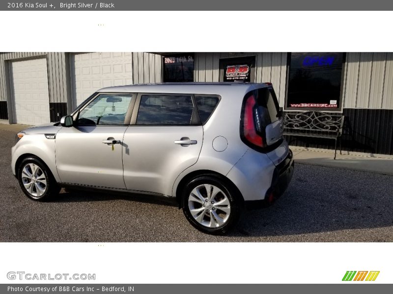 Bright Silver / Black 2016 Kia Soul +