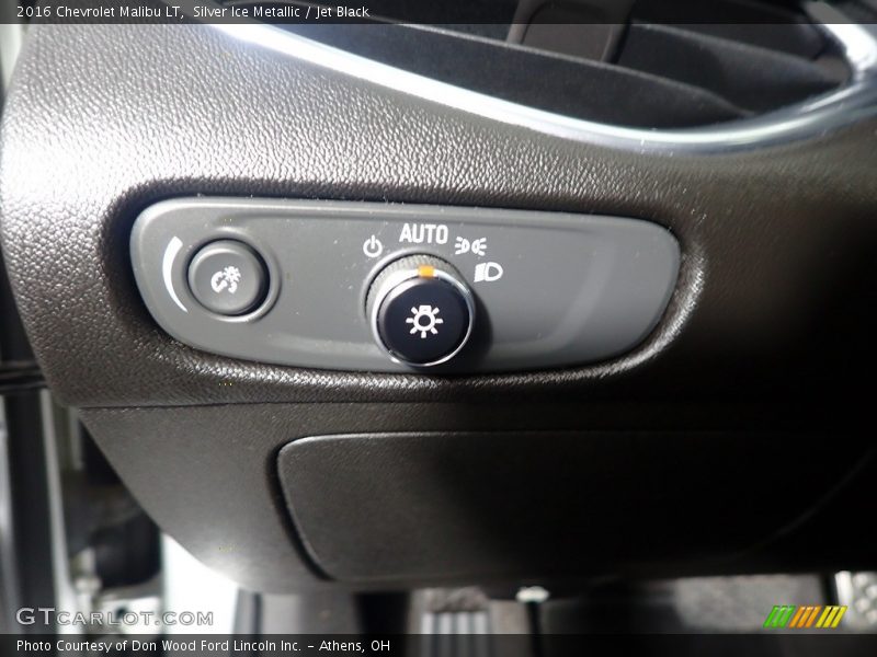 Silver Ice Metallic / Jet Black 2016 Chevrolet Malibu LT