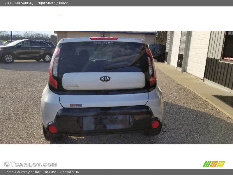 Bright Silver / Black 2016 Kia Soul +