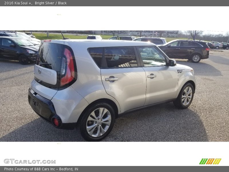 Bright Silver / Black 2016 Kia Soul +