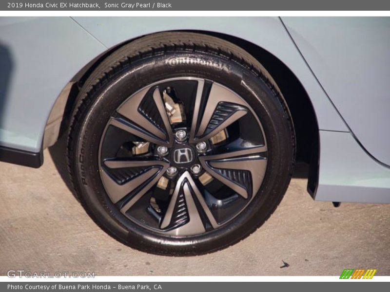 Sonic Gray Pearl / Black 2019 Honda Civic EX Hatchback