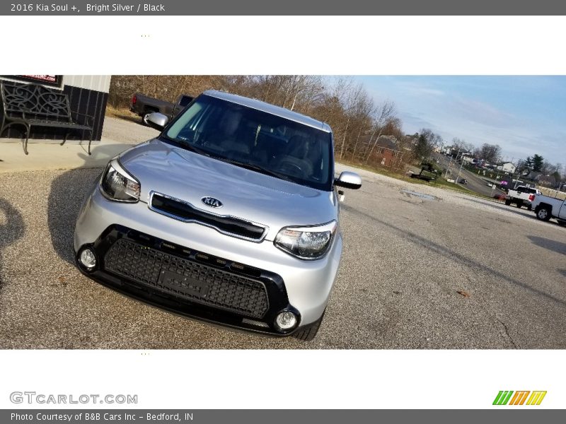 Bright Silver / Black 2016 Kia Soul +