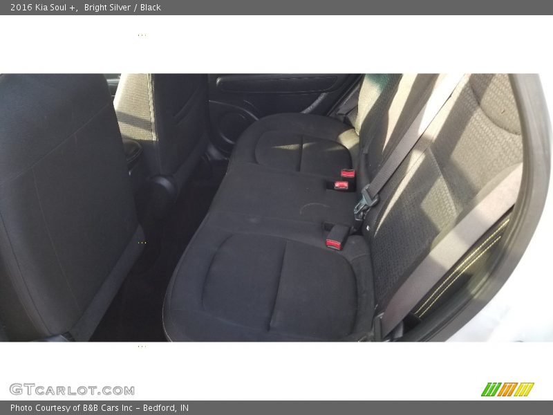 Bright Silver / Black 2016 Kia Soul +
