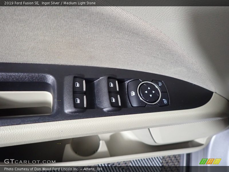 Ingot Silver / Medium Light Stone 2019 Ford Fusion SE