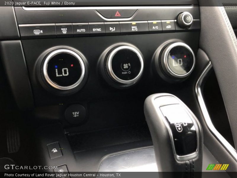 Fuji White / Ebony 2020 Jaguar E-PACE