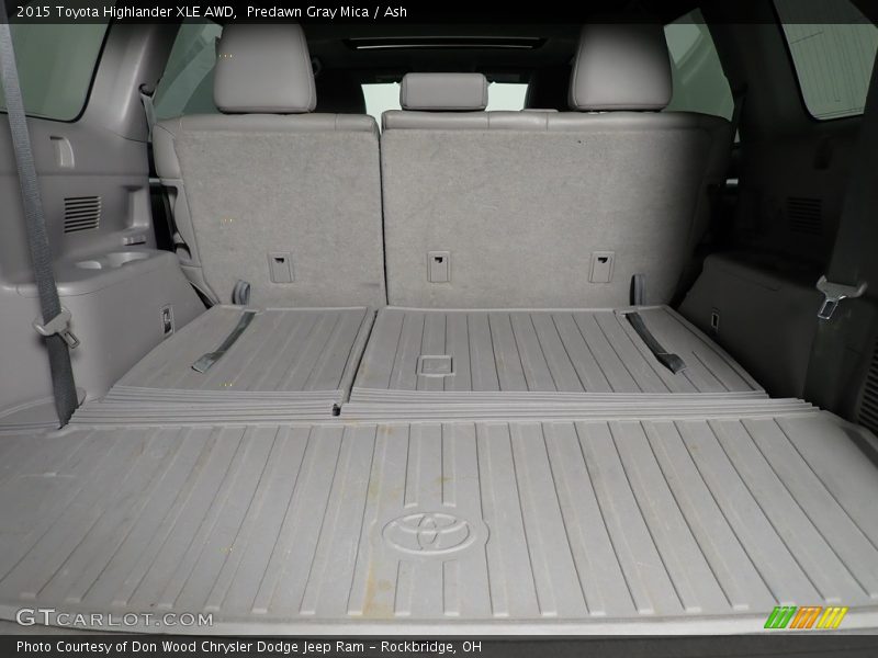 Predawn Gray Mica / Ash 2015 Toyota Highlander XLE AWD