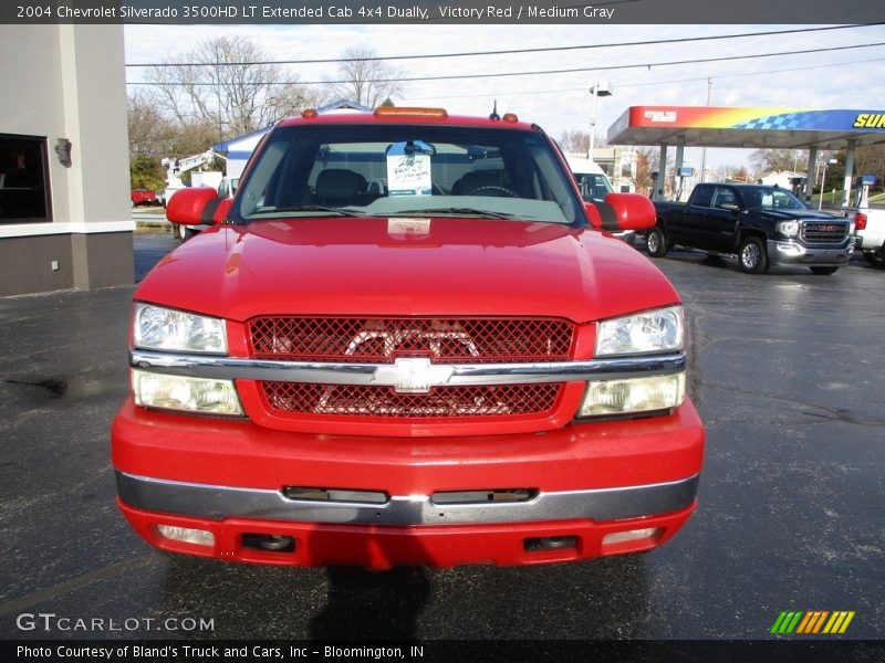 Victory Red / Medium Gray 2004 Chevrolet Silverado 3500HD LT Extended Cab 4x4 Dually