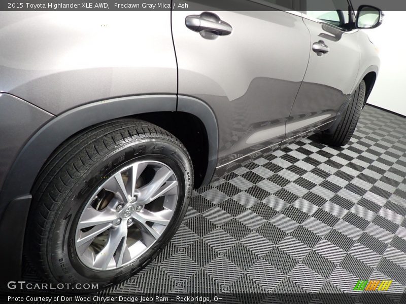Predawn Gray Mica / Ash 2015 Toyota Highlander XLE AWD