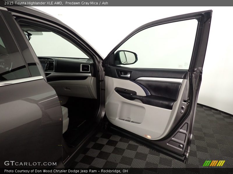 Predawn Gray Mica / Ash 2015 Toyota Highlander XLE AWD