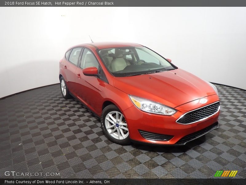 Hot Pepper Red / Charcoal Black 2018 Ford Focus SE Hatch