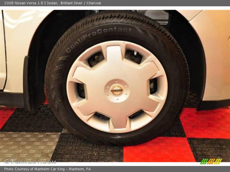 Brilliant Silver / Charcoal 2008 Nissan Versa 1.8 S Sedan