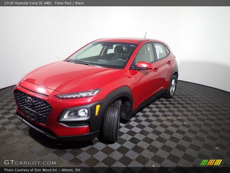Pulse Red / Black 2018 Hyundai Kona SE AWD