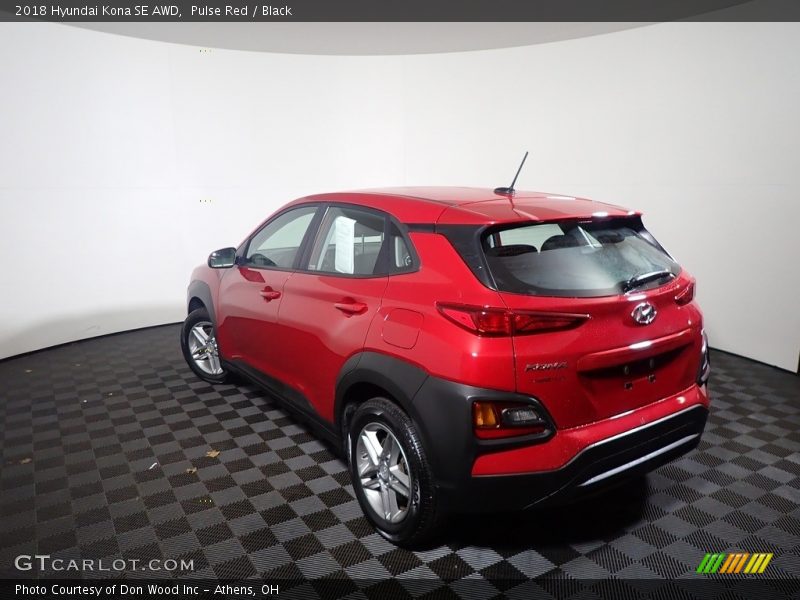 Pulse Red / Black 2018 Hyundai Kona SE AWD
