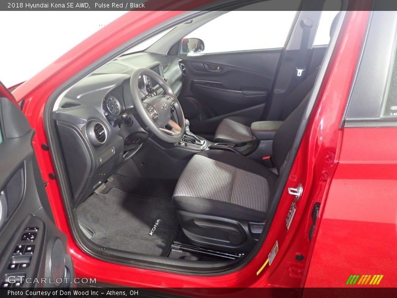 Pulse Red / Black 2018 Hyundai Kona SE AWD