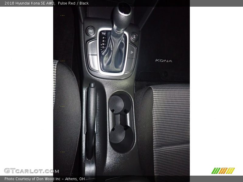 Pulse Red / Black 2018 Hyundai Kona SE AWD