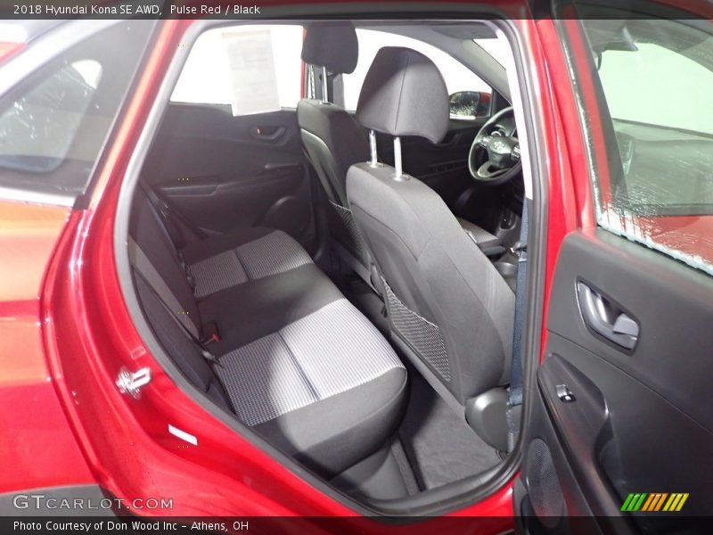 Pulse Red / Black 2018 Hyundai Kona SE AWD