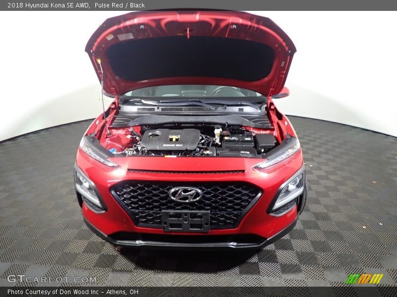 Pulse Red / Black 2018 Hyundai Kona SE AWD
