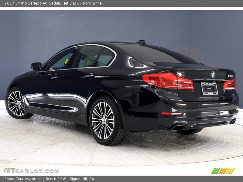 Jet Black / Ivory White 2017 BMW 5 Series 540i Sedan