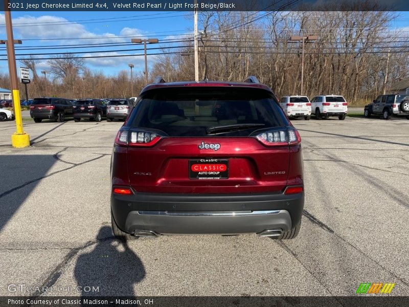 Velvet Red Pearl / Light Frost Beige/Black 2021 Jeep Cherokee Limited 4x4