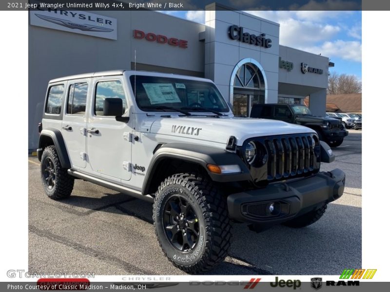 Bright White / Black 2021 Jeep Wrangler Unlimited Willys 4x4