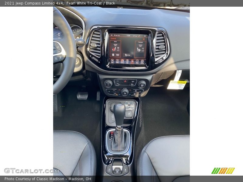 Pearl White Tri–Coat / Black 2021 Jeep Compass Limited 4x4