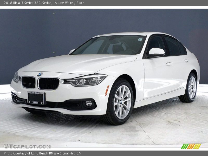 Alpine White / Black 2018 BMW 3 Series 320i Sedan