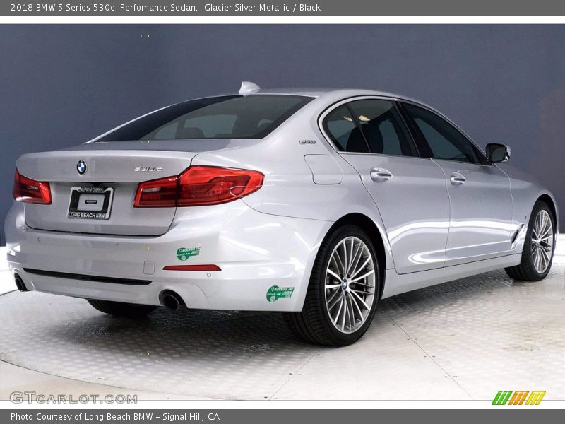 Glacier Silver Metallic / Black 2018 BMW 5 Series 530e iPerfomance Sedan