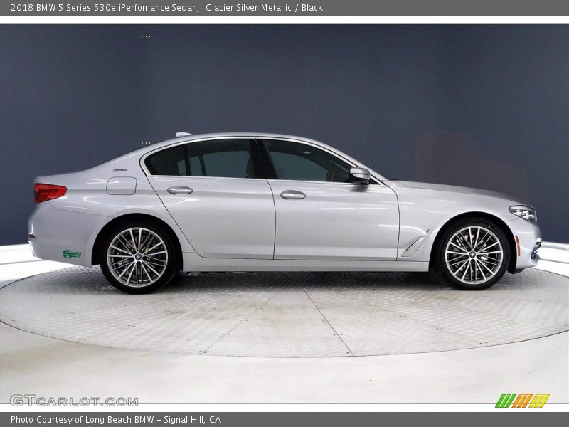 Glacier Silver Metallic / Black 2018 BMW 5 Series 530e iPerfomance Sedan